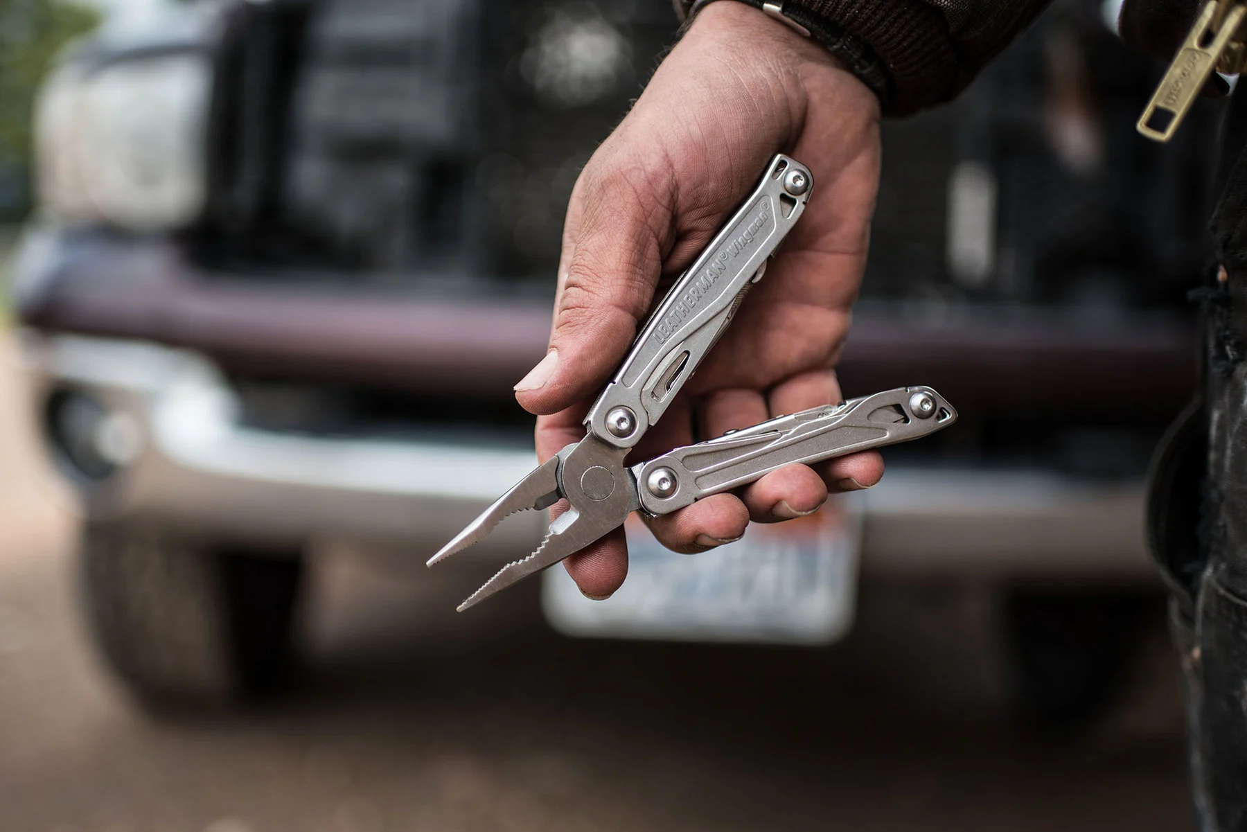 leatherman wingman